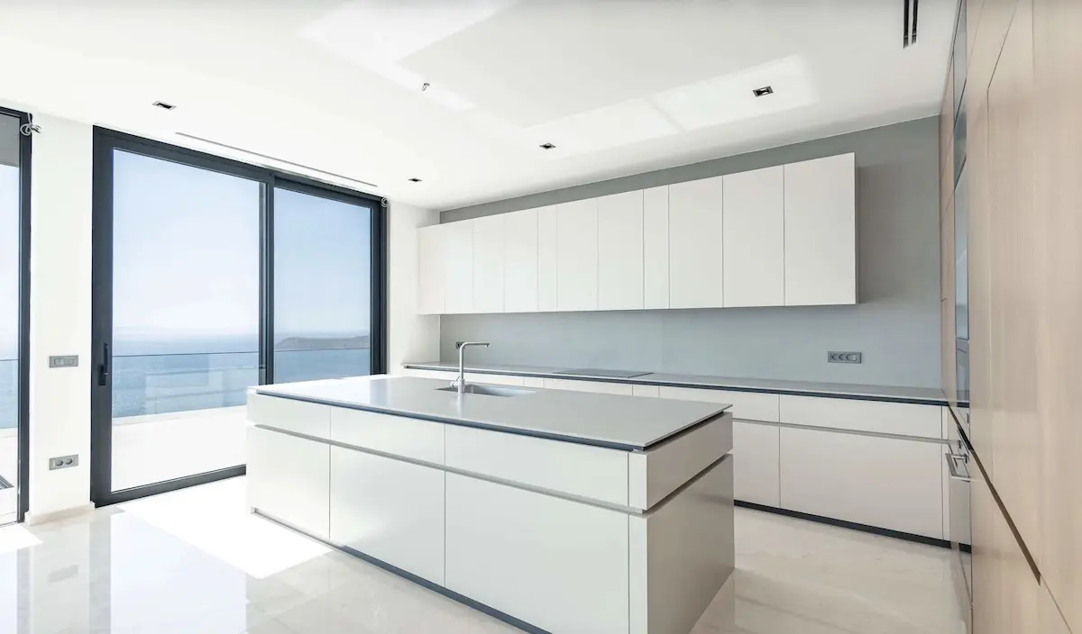 Modern kitchen